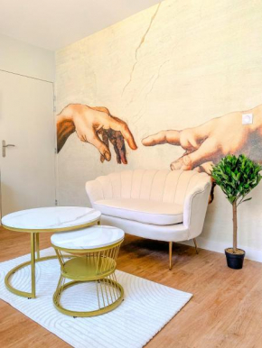 L'Antique Plaza, Appartement atypique et unique avec balnéo, proche centre et plage